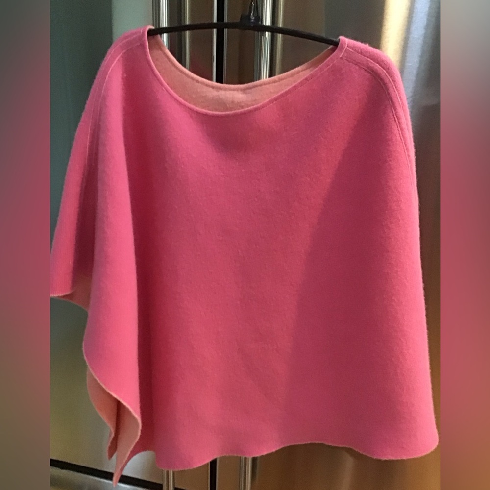 Talbots reversible cashmere cape size medium large
